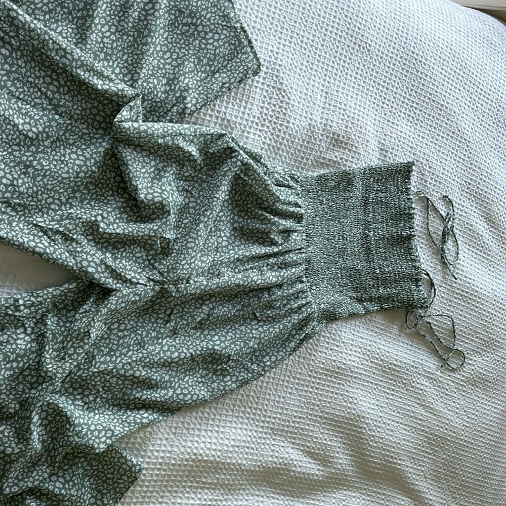 Adorable jumpsuit!